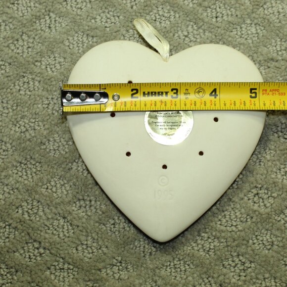 Vtg 90s The Hearts & Flowers Inc White Decor 5" Heart Ceramic Scent Dispenser - Picture 4 of 4